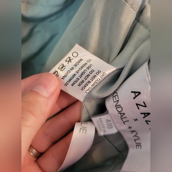 Kendall + Kylie Azazie Formal Dress - Picture 11 of 12